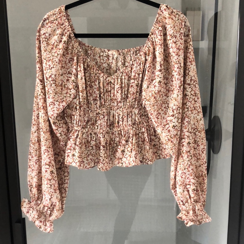 Altar’d State ivory ditsy floral peasant blouse S cottagecore prairie feminine